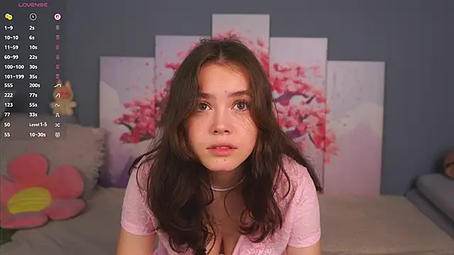 Snapshot of KissieKat chatting on October 23, 2025, 7:18 am KissieKat online show from October 23, 2025, 7:18 am