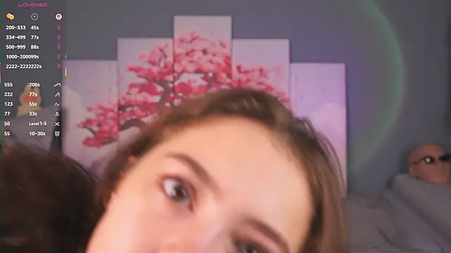 Snapshot of KissieKat chatting on October 19, 2025, 7:33 am KissieKat online show from October 19, 2025, 7:33 am