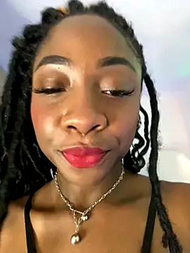 Snapshot of Astergray21 chatting on October 24, 2025, 11:42 am Astergray21 online show from October 24, 2025, 11:42 am