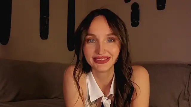 xSweetMissx online show from September 13, 2025, 7:03 pm