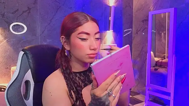 Sophia tf online show from April 16, 2026, 3:40 am