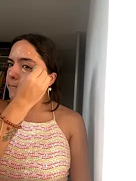 EmilyHarperr online show from November 27, 2025, 12:05 pm