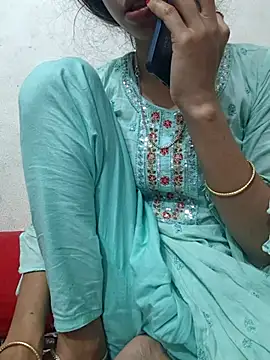 maya-Couple19 online show from February 20, 2026, 5:59 pm