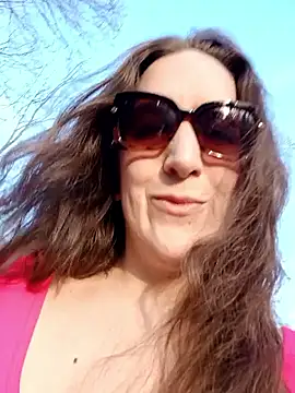 Jeannie 69 andahalf online show from April 17, 2026, 10:56 pm