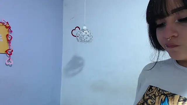 Snapshot of onixandghosty1 chatting on December 4, 2025, 7:02 pm onixandghosty1 online show from December 4, 2025, 7:02 pm