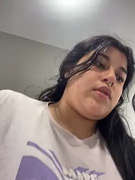 Tokio Sakura online show from September 29, 2025, 9:42 pm