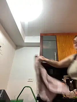 Tokio Sakura online show from September 13, 2025, 11:38 pm