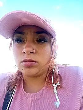 Snapshot of Mariana-94 chatting on December 3, 2025, 12:59 pm Mariana-94 online show from December 3, 2025, 12:59 pm