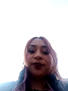 Snapshot of Mariana-94 chatting on November 10, 2025, 11:37 am Mariana-94 online show from November 10, 2025, 11:37 am