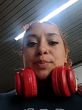 Snapshot of Mariana-94 chatting on May 14, 2026, 2:25 pm Mariana-94 online show from May 14, 2026, 2:25 pm