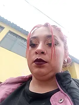 Snapshot of Mariana-94 chatting on October 23, 2025, 11:42 am Mariana-94 online show from October 23, 2025, 11:42 am