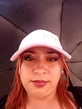 Snapshot of Mariana-94 chatting on December 14, 2025, 2:22 pm Mariana-94 online show from December 14, 2025, 2:22 pm