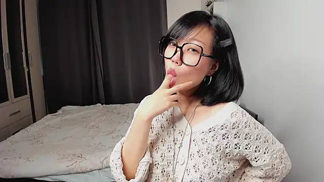 Snapshot of _molly_molly_molly_ chatting on October 29, 2025, 10:36 am molly molly molly online show from October 29, 2025, 10:36 am