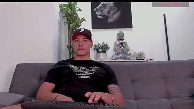 Snapshot of StephanMyers chatting on September 15, 2025, 7:25 pm StephanMyers online show from September 15, 2025, 7:25 pm