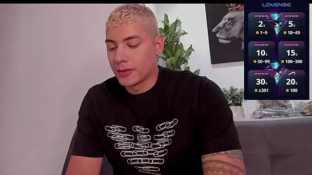 Snapshot of StephanMyers chatting on September 14, 2025, 7:36 pm StephanMyers online show from September 14, 2025, 7:36 pm