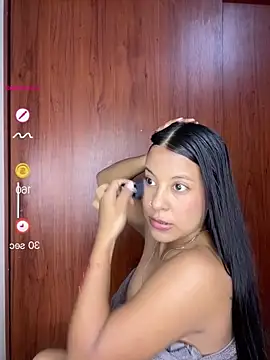 Snapshot of Kendra_C chatting on July 5, 2026, 3:11 am Kendra C online show from July 5, 2026, 3:11 am