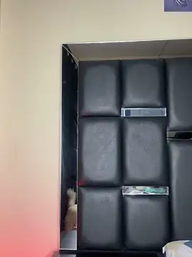 Kendra C online show from November 1, 2025, 2:18 am