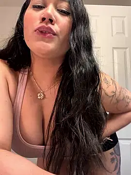 Myonlyprincess1 online show from January 14, 2026, 4:49 am