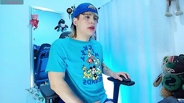 brunothompson3 online show from May 22, 2026, 4:54 am