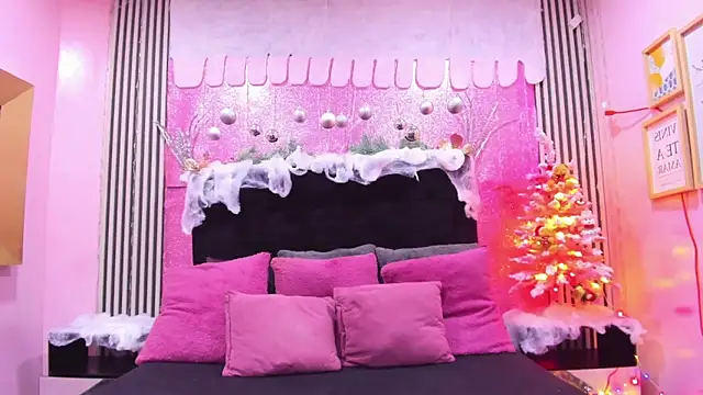 Snapshot of Desire_Ecstasy chatting on December 18, 2025, 5:28 pm Desire Ecstasy online show from December 18, 2025, 5:28 pm