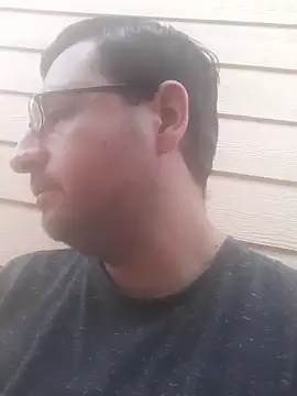 Gearsuit online show from April 17, 2026, 12:46 am