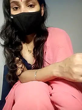 TheSassyGirl7 online show from November 19, 2025, 7:14 pm