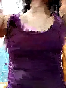 Thaohoa love online show from October 13, 2025, 8:32 pm