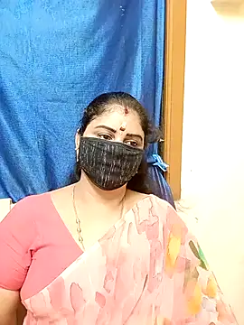 sushma26 online show from October 17, 2025, 5:04 pm
