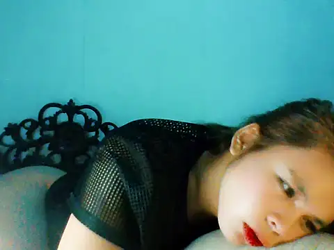 kera metina online show from January 11, 2026, 2:18 am