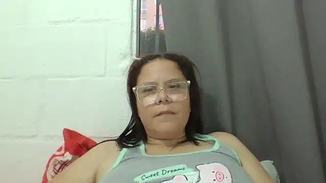 latinamaster online show from October 27, 2025, 10:44 pm