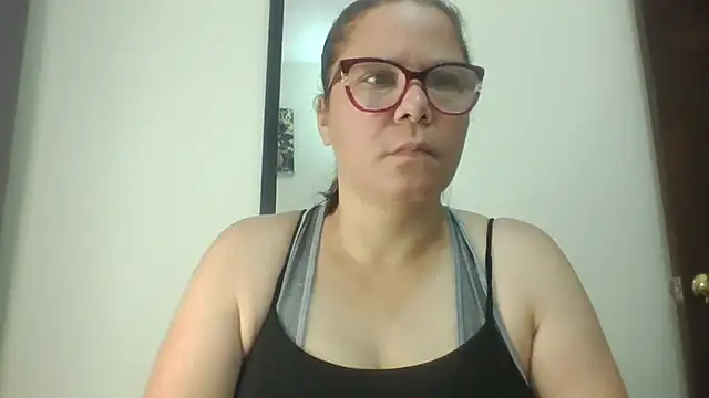 Snapshot of latinamaster chatting on January 18, 2026, 11:24 am latinamaster online show from January 18, 2026, 11:24 am