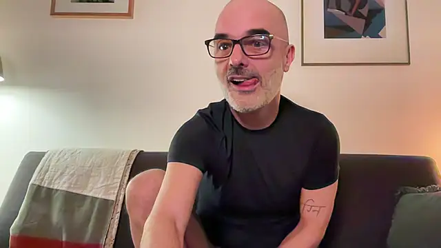 Milkywaymen online show from February 17, 2026, 7:33 pm