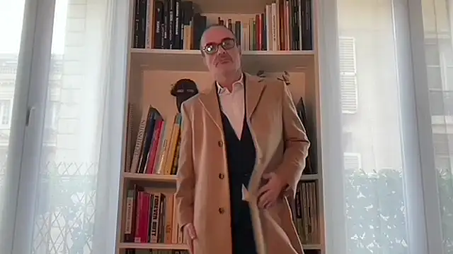 Snapshot of Milkywaymen chatting on December 1, 2025, 12:39 pm Milkywaymen online show from December 1, 2025, 12:39 pm