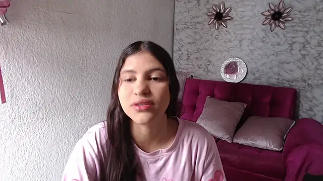 Snapshot of Evagirl69 chatting on May 21, 2026, 12:13 pm Evagirl69 online show from May 21, 2026, 12:13 pm