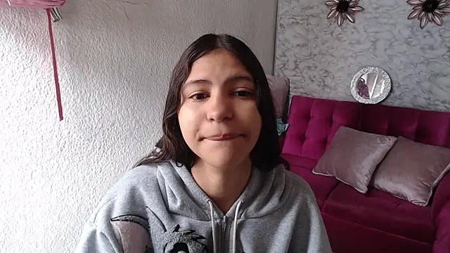 Snapshot of Evagirl69 chatting on May 25, 2026, 12:15 pm Evagirl69 online show from May 25, 2026, 12:15 pm