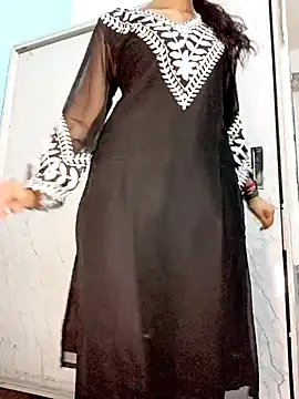 Snapshot of Nisha_cam12 chatting on October 4, 2025, 12:39 pm Nisha cam12 online show from October 4, 2025, 12:39 pm