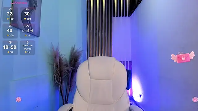 PauliinaBelle  online show from December 22, 2025, 1:00 pm