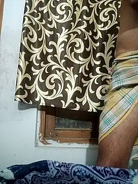 Snapshot of vardh033 chatting on January 13, 2026, 4:49 am vardh033 online show from January 13, 2026, 4:49 am