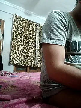 Snapshot of vardh033 chatting on March 2, 2026, 6:58 am vardh033 online show from March 2, 2026, 6:58 am