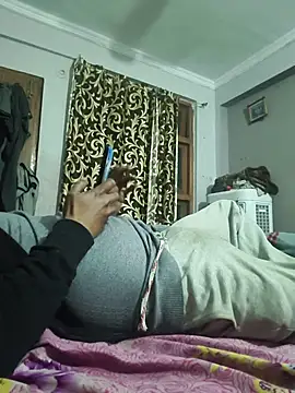 Snapshot of vardh033 chatting on February 20, 2026, 1:35 pm vardh033 online show from February 20, 2026, 1:35 pm