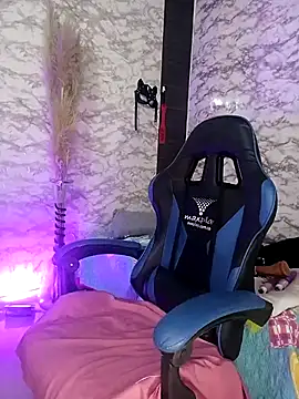 Snapshot of AlisSon__hot chatting on November 18, 2025, 9:45 am AlisSon hot online show from November 18, 2025, 9:45 am