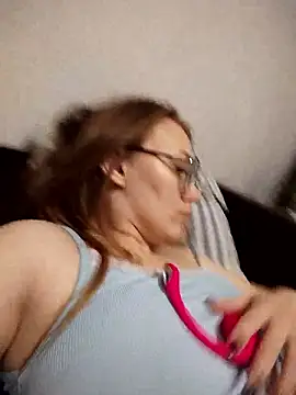 Snapshot of AlisaWyn chatting on January 10, 2026, 4:13 pm AlisaWyn online show from January 10, 2026, 4:13 pm