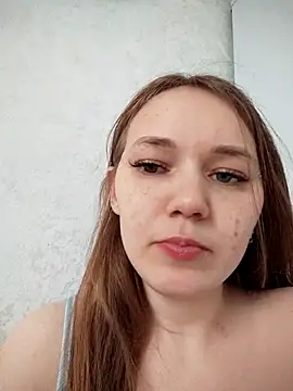 Snapshot of AlisaWyn chatting on December 21, 2025, 8:05 am AlisaWyn online show from December 21, 2025, 8:05 am