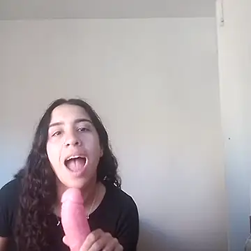 Snapshot of Souphicherry chatting on November 14, 2025, 7:39 pm Souphicherry online show from November 14, 2025, 7:39 pm