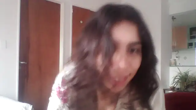 Snapshot of Souphicherry chatting on October 12, 2025, 8:21 pm Souphicherry online show from October 12, 2025, 8:21 pm