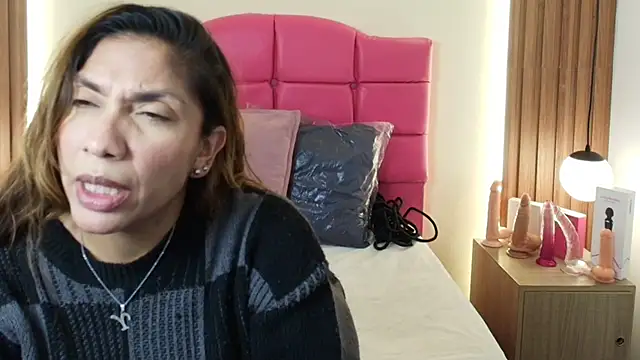 SexyRachel  online show from February 27, 2026, 7:14 pm