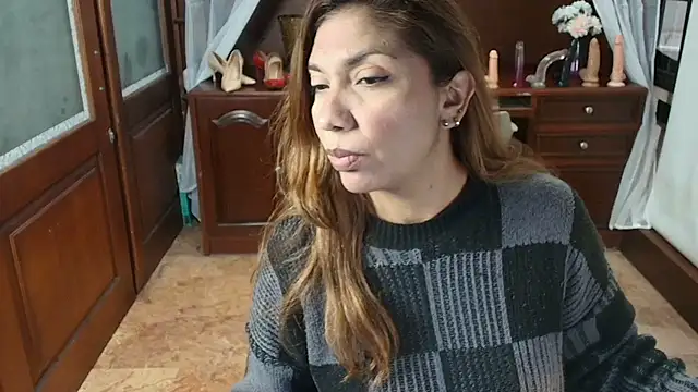 Snapshot of SexyRachel_ chatting on May 19, 2026, 11:50 am SexyRachel online show from May 19, 2026, 11:50 am
