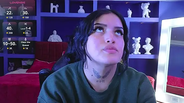 Snapshot of sari_belle chatting on October 21, 2025, 8:52 pm sari belle online show from October 21, 2025, 8:52 pm