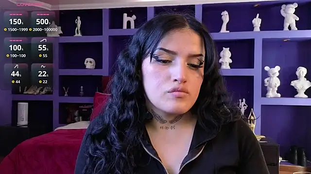 Snapshot of sari_belle chatting on November 7, 2025, 9:19 pm sari belle online show from November 7, 2025, 9:19 pm