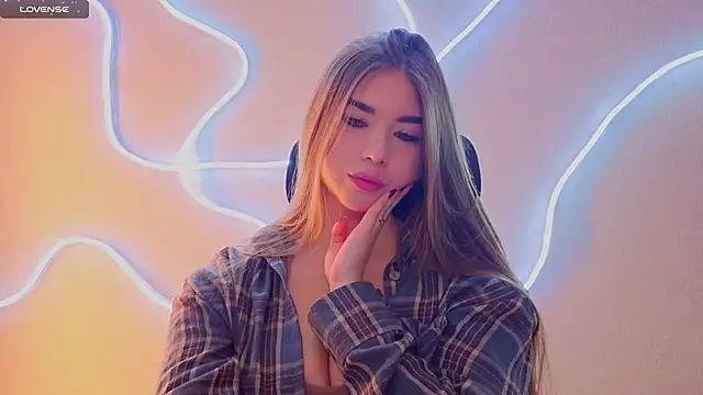 Snapshot of evapuffy chatting on November 7, 2025, 10:31 am evapuffy online show from November 7, 2025, 10:31 am